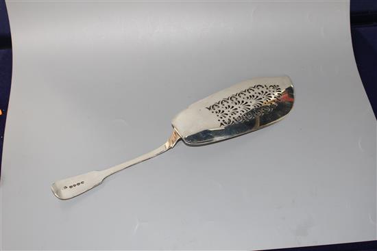 A George IV pierced silver fiddle pattern fish slice, by Lias, Lias & Lias, London, 1829,